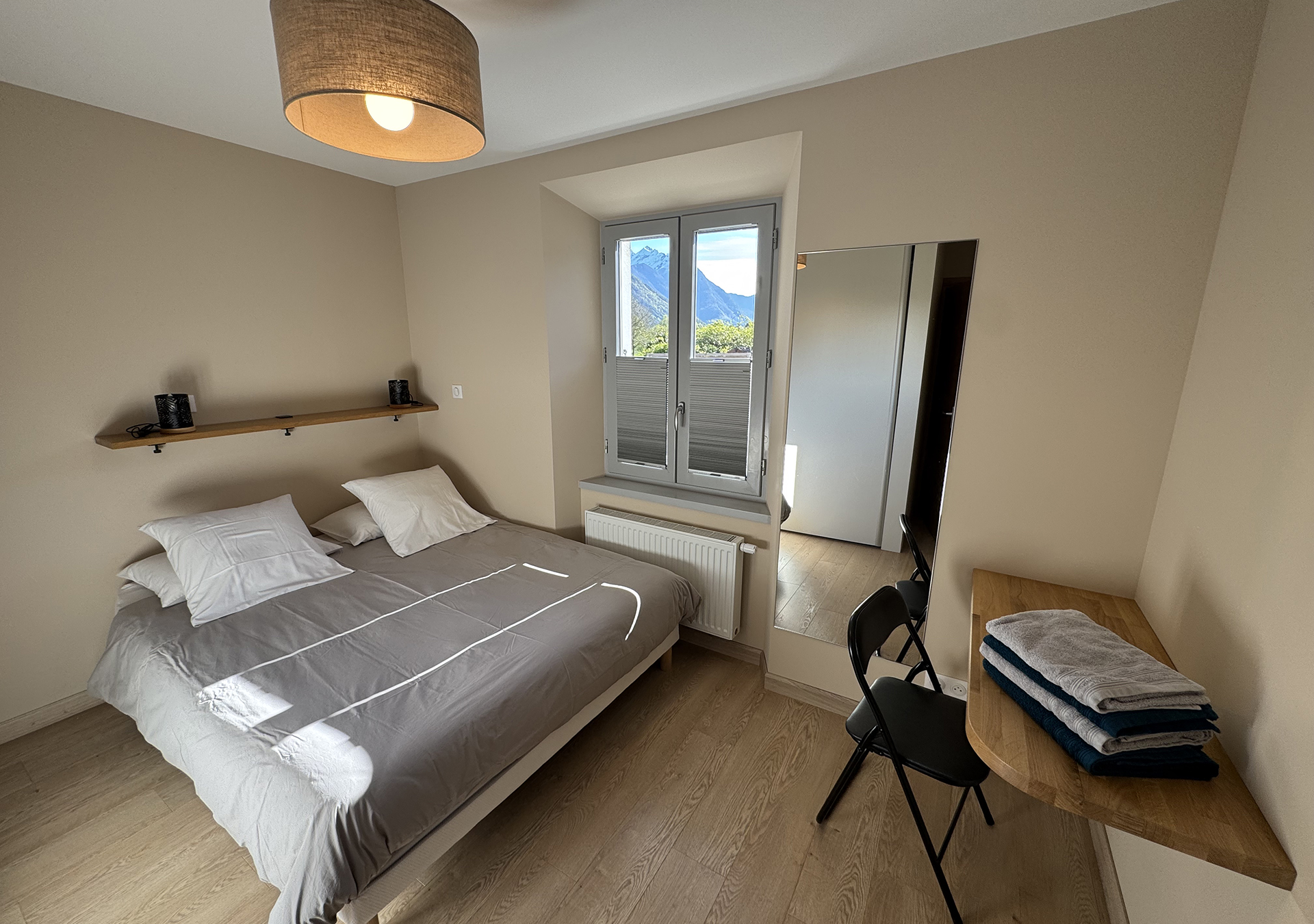 Chambre location de vacances Le Solliet - Entre Lac et Montagnes